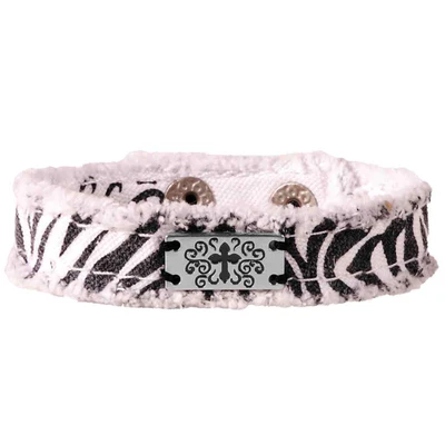 Bracelet tissé zèbre et croix