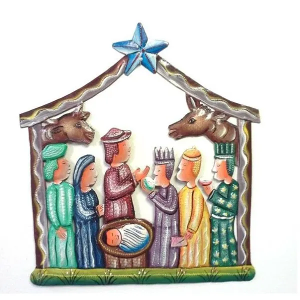 Crèche avec les mages métal martelé