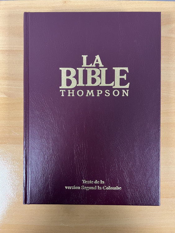 Bible Colombe Thompson rigide grenat