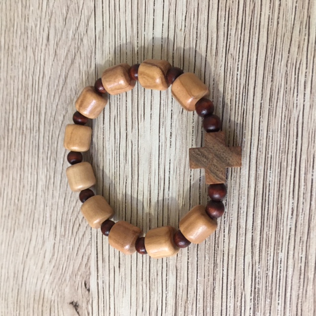 Bracelet forme barrilet en bois d'olivier