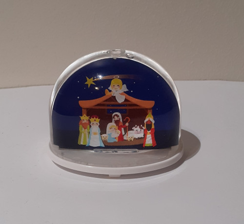 Boule à neige - Crèche avec les mages