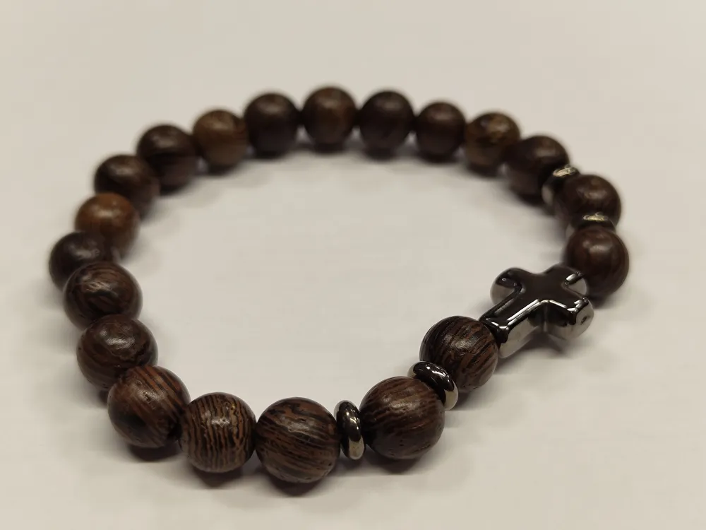 Bracelet perles bois brun + croix hematite