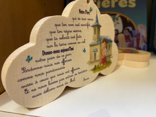 Nuage en bois "garçon en prière" "Notre Père"