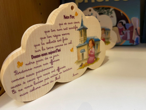 Nuage en bois "fille en prière" "Notre Père"