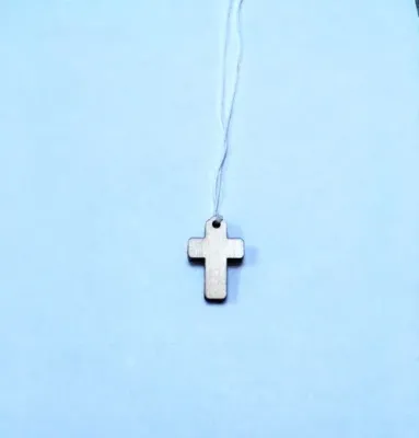 Collier petite croix "vernis"
