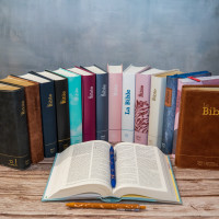 Bible SG21 rigide bleu nuit