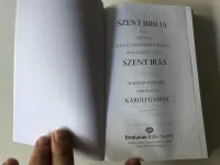 Bible souple noir - hongrois